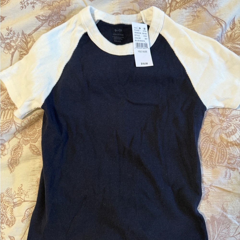 Brandy Melville Blue and Cream Raglan Tee